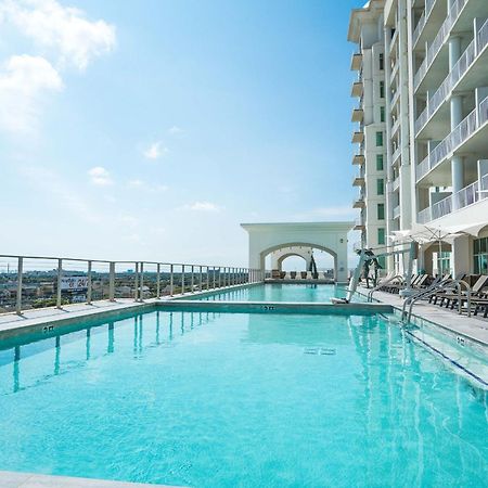 Sea It All Infinity Pool Ocean Views Steps From The Beach - A Perfect Romantic Getaway Appartement Galveston Buitenkant foto